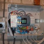Infrarood panelen via PLC aangesloten op thermostaten en detectors